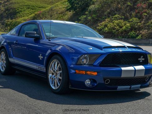 Used 2009 Ford Mustang Shelby GT500 RWD image 10