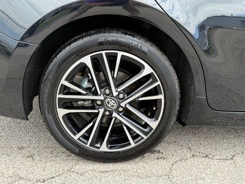 Used 2025 Toyota Camry XLE FWD image 8