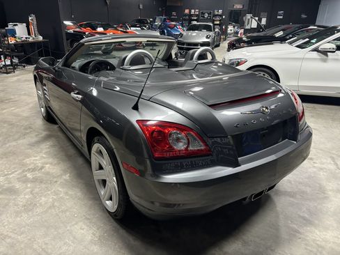 Used 2005 Chrysler Crossfire Limited RWD image 7