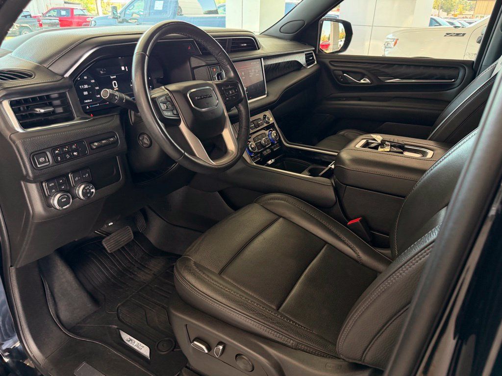 Used 2023 GMC Yukon Denali AWD/4WD image 11