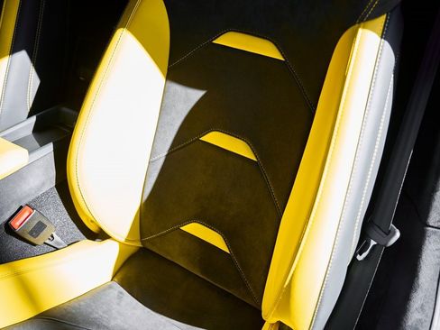 Used 2023 Lamborghini Huracan Tecnica image 51