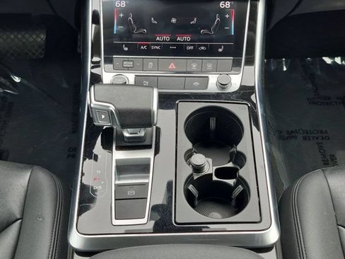 Used 2023 Audi Q7 3.0T Premium Plus AWD/4WD image 12