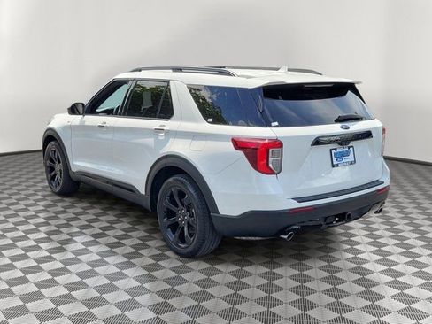 Used 2023 Ford Explorer ST-Line w/ Class IV Trailer Tow Package RWD image 4