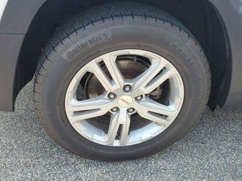 Used 2019 GMC Terrain SLE w/ Driver Convenience Package image 7