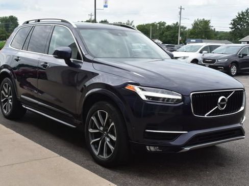 Used 2017 Volvo XC90 T6 Momentum w/ Convenience Package AWD/4WD image 13