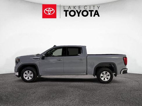 Used 2024 GMC Sierra 1500 SLE image 3
