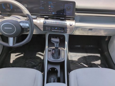 Used 2024 Hyundai Kona SEL FWD image 15