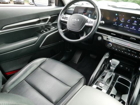 Certified 2025 Kia Telluride S AWD/4WD image 9
