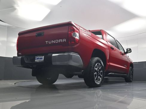 Used 2018 Toyota Tundra SR5 w/ TRD Off Road Package AWD/4WD image 45