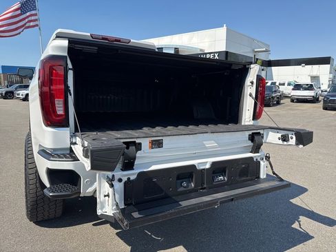 Used 2023 GMC Sierra 1500 Denali Ultimate image 32