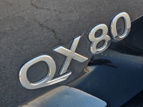 Used 2021 INFINITI QX80 Luxe AWD/4WD image 12