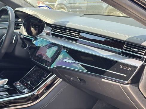 Used 2024 Audi S8 AWD/4WD image 29