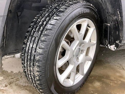 Used 2020 Jeep Renegade Latitude image 33