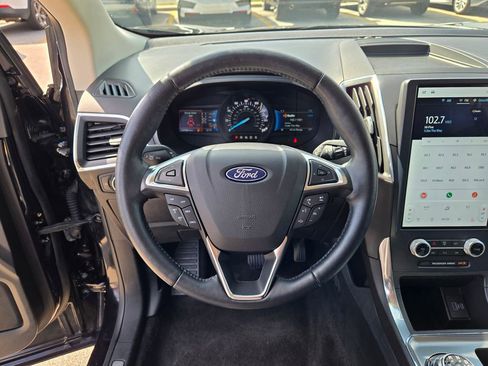 Used 2022 Ford Edge Titanium image 44
