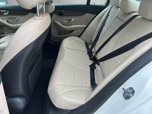 Used 2019 Mercedes-Benz C 300 C 300 image 18