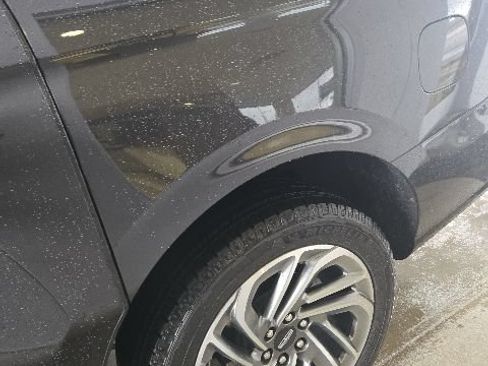 Used 2025 Lincoln Navigator L Reserve AWD/4WD image 4