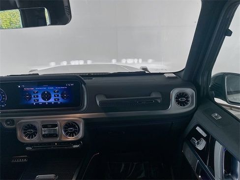 Certified 2025 Mercedes-Benz G 580 w/ EQ Technology image 24