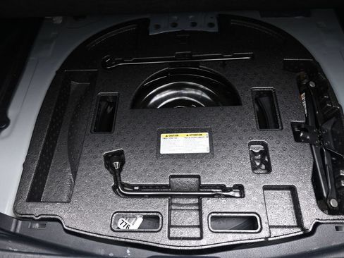 Certified 2024 Toyota Camry SE AWD/4WD image 22