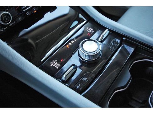 Used 2021 Jeep Grand Cherokee L Overland w/ Luxury Tech Group IV image 28