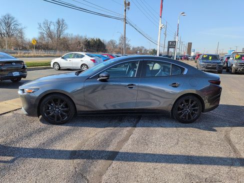 Used 2024 MAZDA MAZDA3 s image 4