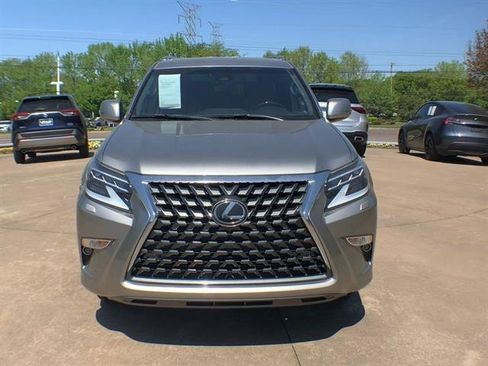 Used 2020 Lexus GX 460 Premium image 3
