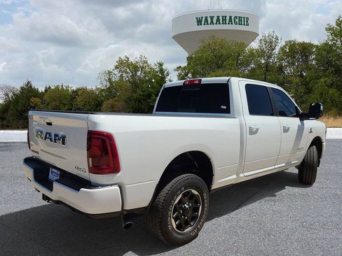 Used 2026 RAM 2500 Laramie AWD/4WD image 5