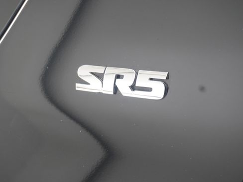 Used 2024 Toyota 4Runner SR5 AWD/4WD image 5