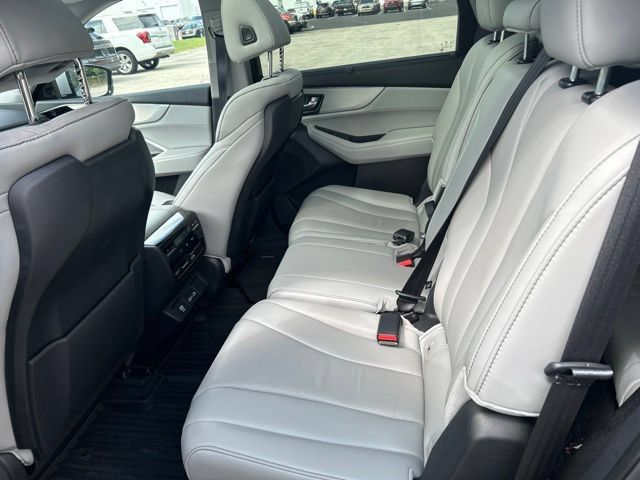 Used 2024 Acura MDX w/ Technology Package AWD/4WD image 6