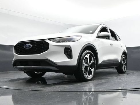 Used 2025 Ford Escape ST-Line Select AWD/4WD image 33