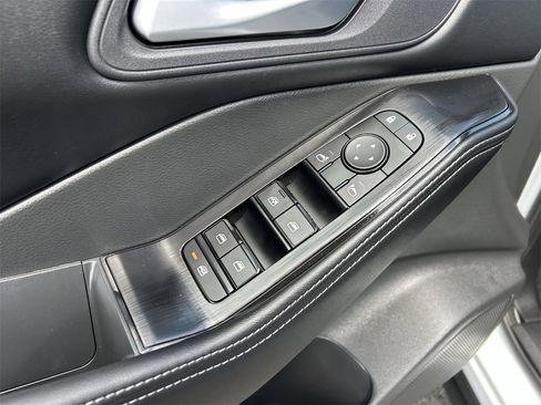 New 2026 Nissan Rogue SV image 21