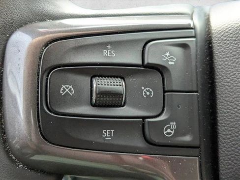 Used 2024 Chevrolet Silverado 2500 ZR2 image 13