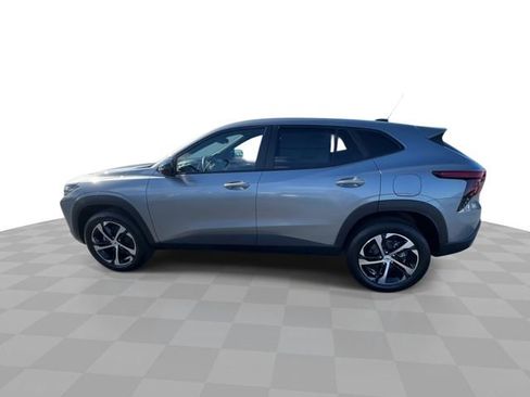 New 2026 Chevrolet Trax RS w/ Driver Confidence Package FWD image 5