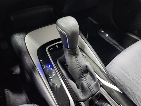 Used 2021 Toyota Corolla SE FWD image 19