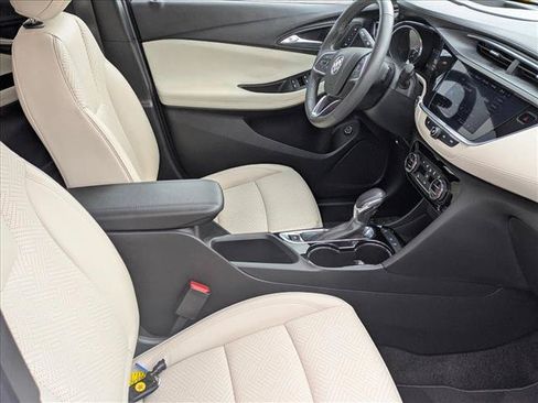 Used 2022 Buick Encore GX Essence w/ Advanced Technology Package FWD image 20