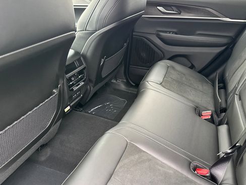 New 2026 Jeep Grand Cherokee Altitude image 11