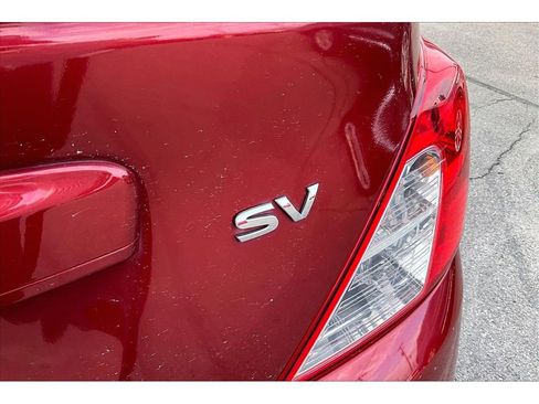 Used 2019 Nissan Versa SV image 22