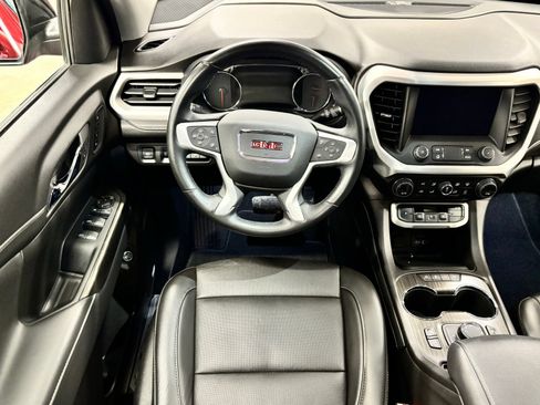 Used 2023 GMC Acadia SLT w/ Elevation Edition FWD image 12