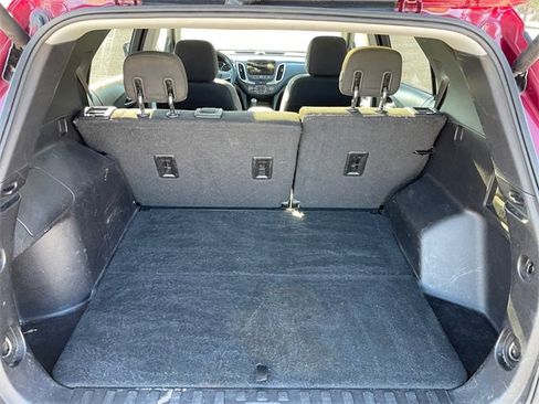 Used 2018 Chevrolet Equinox LT w/ Sun & Infotainment Package image 21