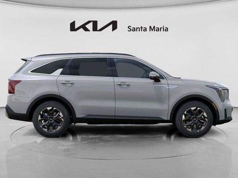 New 2026 Kia Sorento S image 7