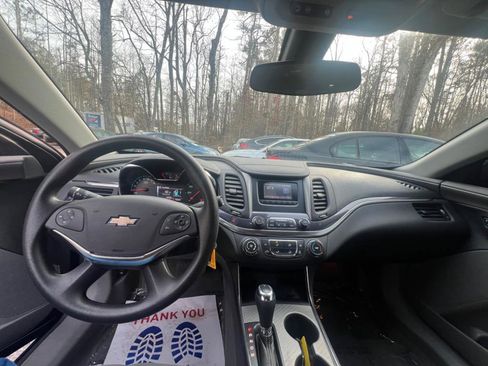 Used 2016 Chevrolet Impala LS image 23