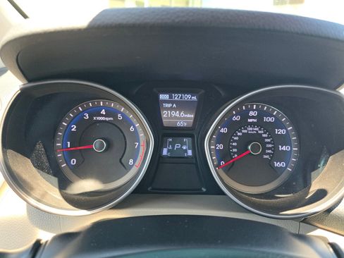 Used 2013 Hyundai Elantra GT w/ Touch & Go Pkg FWD image 19