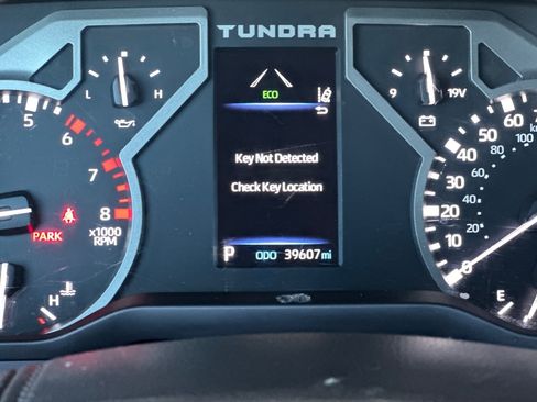 Used 2025 Toyota Tundra SR5 w/ SR5 Premium Package RWD image 23