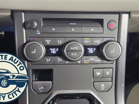 Used 2018 Land Rover Range Rover Evoque HSE Dynamic image 15