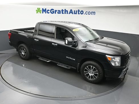 Used 2021 Nissan Titan SV w/ SV Convenience Package AWD/4WD image 3