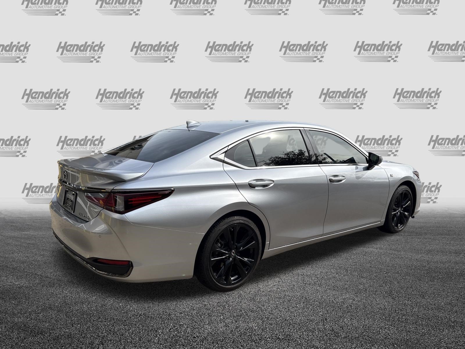 Used 2025 Lexus ES 300h F Sport w/ Accessory Package (Z2) FWD image 10