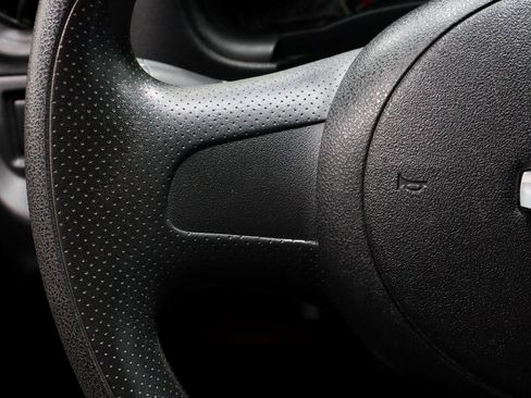 Used 2013 Nissan Versa S image 25