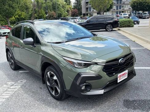 Used 2024 Subaru Crosstrek 2.5i Limited w/ Popular Package #3A AWD/4WD image 2
