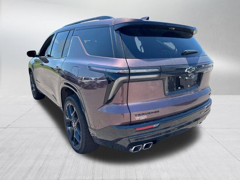 Used 2024 Chevrolet Traverse RS FWD image 5
