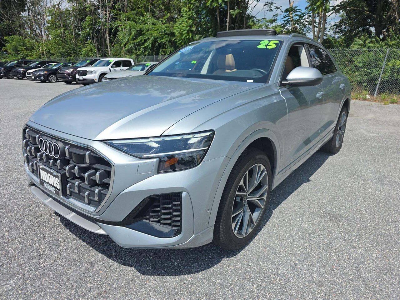 Used 2025 Audi Q8 Premium AWD/4WD image 1