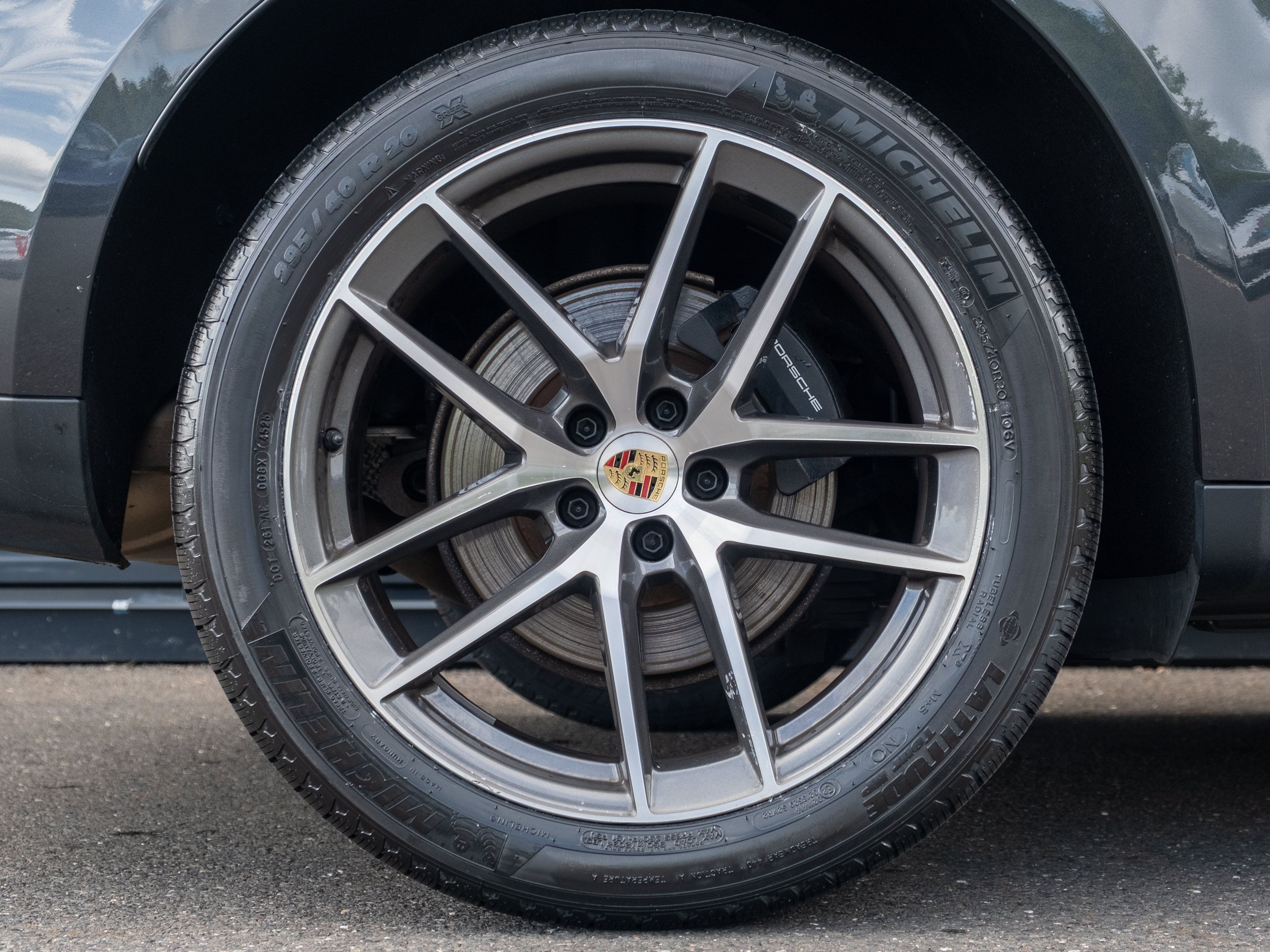 Used 2023 Porsche Macan AWD/4WD image 14